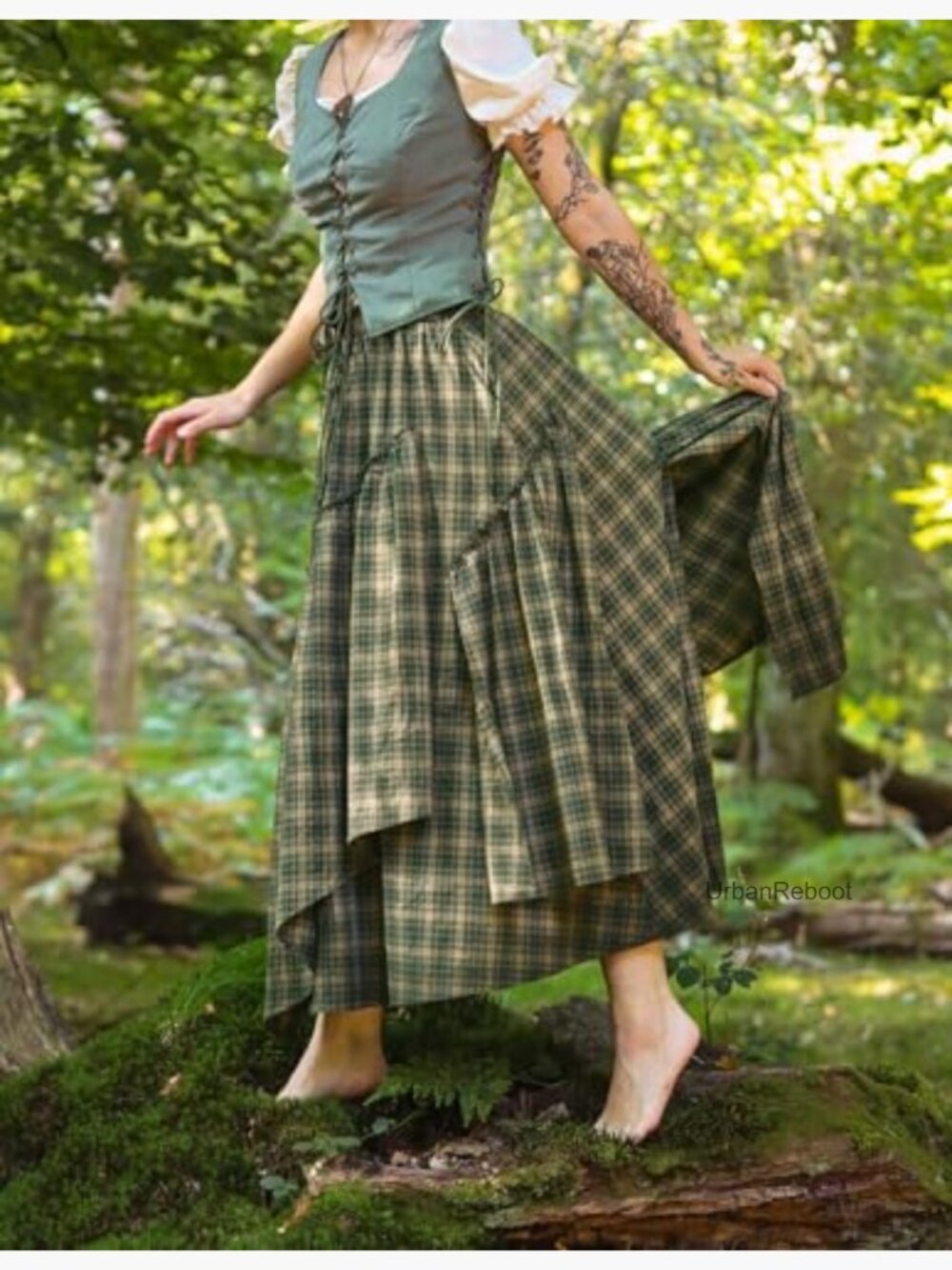 Renaissance Pirate Maxi Skirt with Pockets Plus Size - Picture 4 of 7